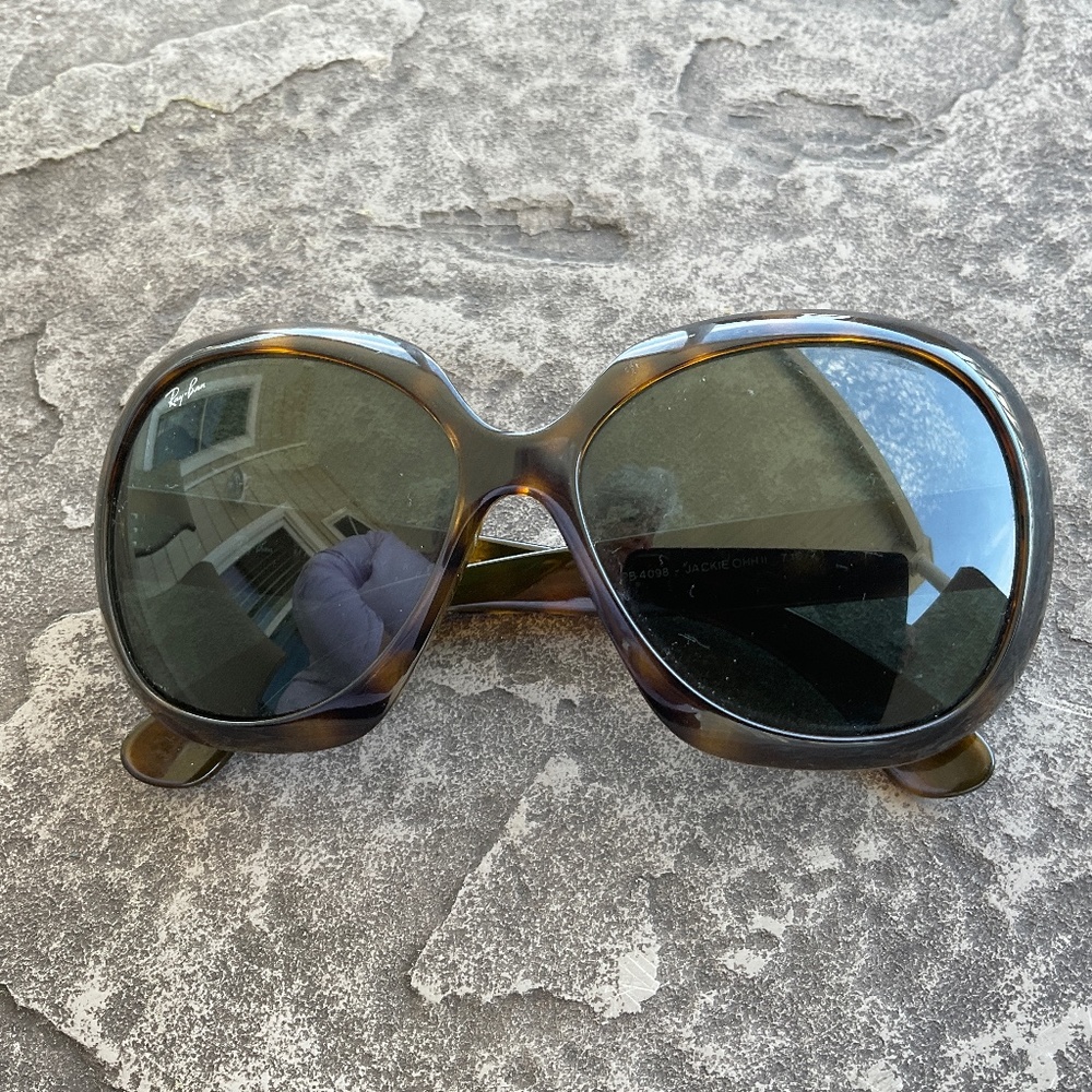 Ray-Ban. JACKIE Ohh Ii